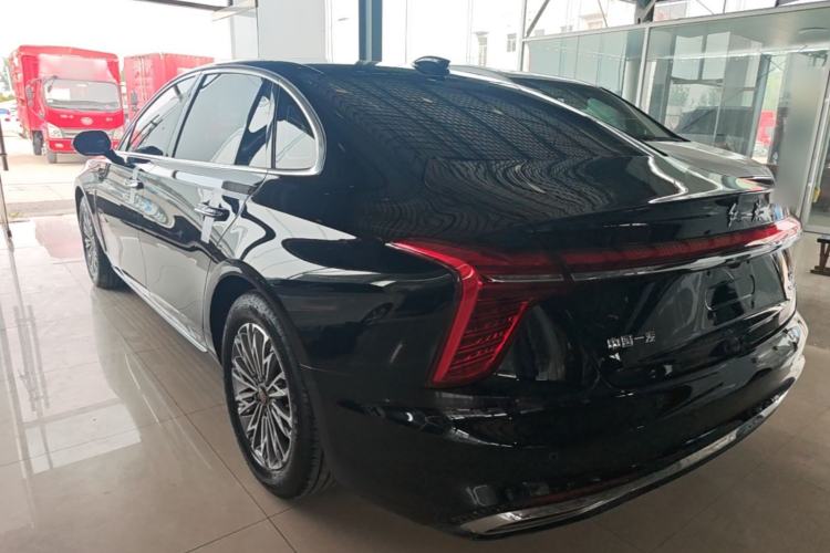 Used Hongqi H5 2024 2.0T Automatic Smart Connect Flagship Edition Rear Left 45 Deg