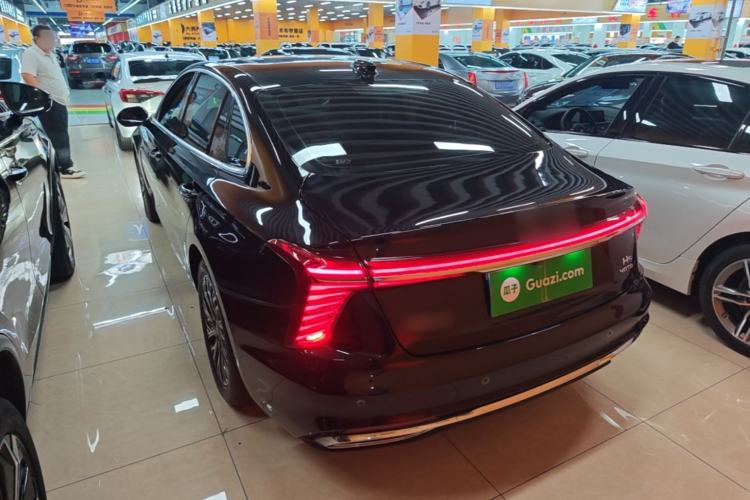 Used Hongqi H5 2024 2.0T Automatic Smart Connect Flagship Edition Rear Left 45 Deg
