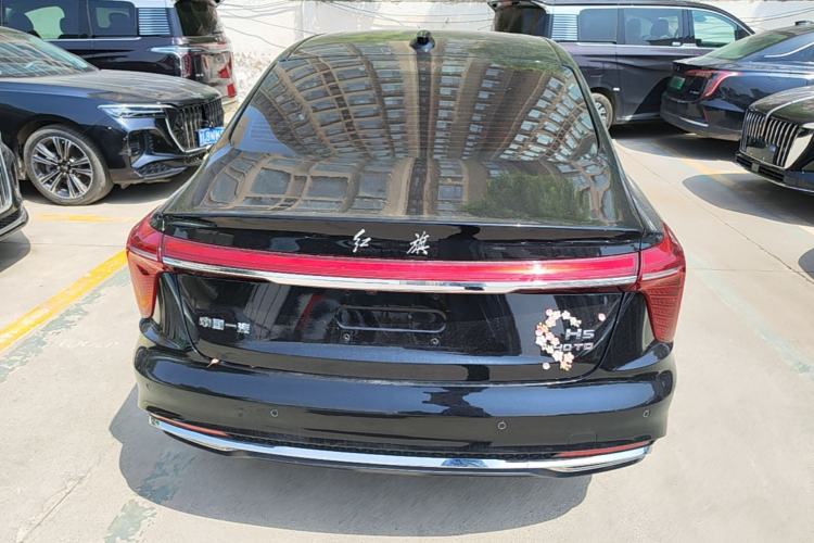Used Hongqi H5 2024 2.0T Automatic Smart Connect Flagship Edition Rear