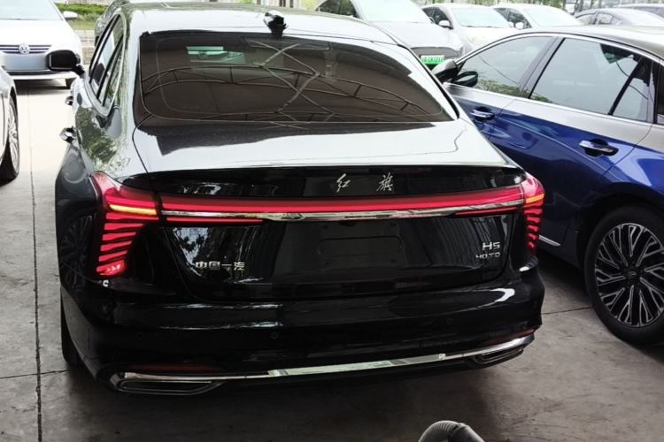 Used Hongqi H5 2024 2.0T Automatic Smart Connect Flagship Edition Rear
