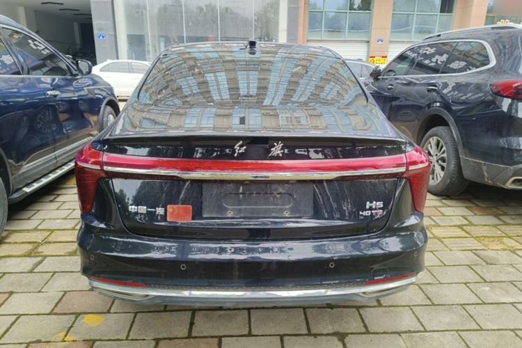 Used Hongqi H5 2024 2.0T Automatic Smart Connect Flagship Edition Rear