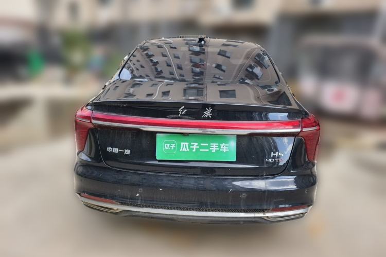 Used Hongqi H5 2024 2.0T Automatic Smart Connect Flagship Edition Rear