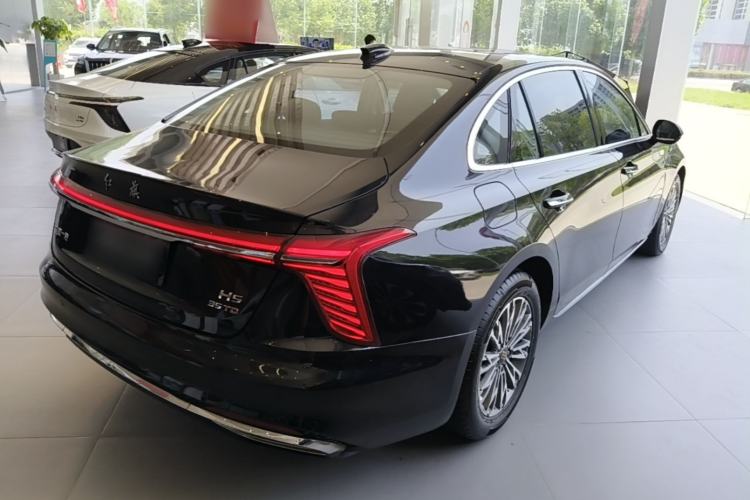 Used Hongqi H5 2024 1.5T DCT Smart Connect Flagship Edition Rear Right 45 Deg