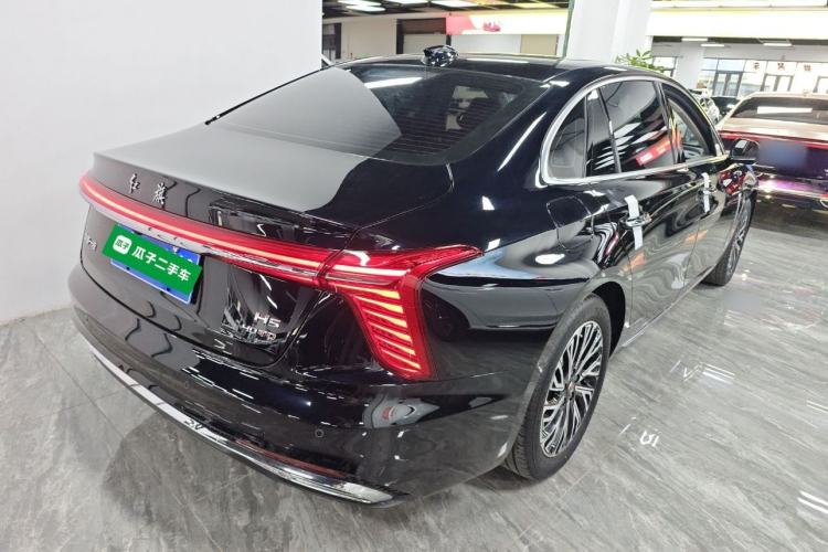 Used Hongqi H5 2024 2.0T Automatic Smart Connect Flagship Edition Rear Right 45 Deg