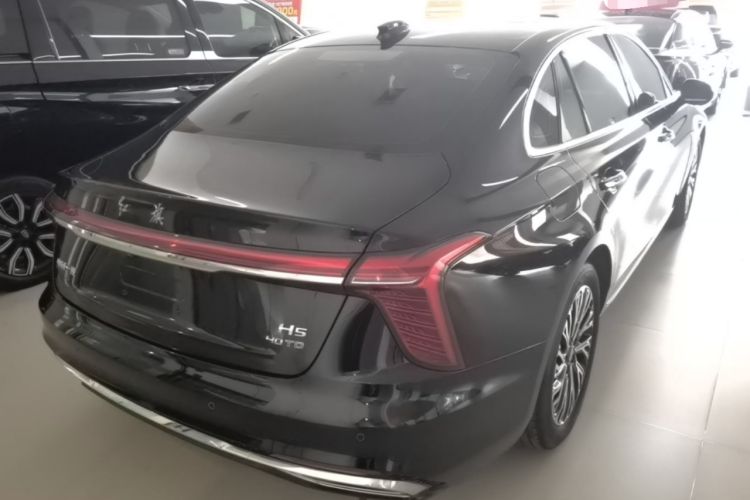 Used Hongqi H5 2024 2.0T Automatic Smart Connect Flagship Edition Rear Right 45 Deg