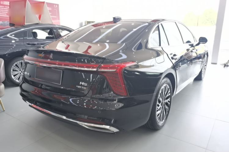 Used Hongqi H5 2024 2.0T Automatic Smart Connect Flagship Edition Rear Right 45 Deg