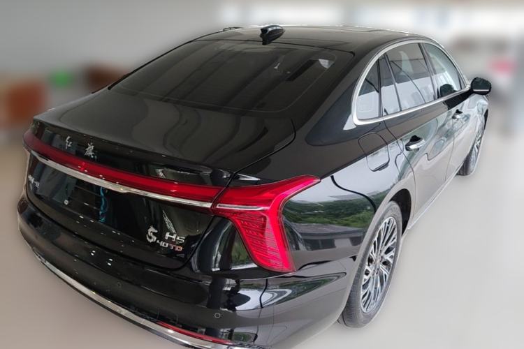 Used Hongqi H5 2024 2.0T Automatic Smart Connect Flagship Edition Rear Right 45 Deg
