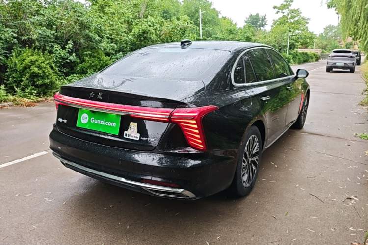 Used Hongqi H5 2024 2.0T Automatic Smart Connect Flagship Edition Rear Right 45 Deg