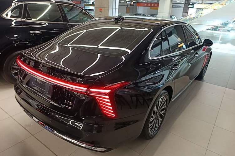 Used Hongqi H5 2024 2.0T Automatic Smart Connect Flagship Edition Rear Right 45 Deg