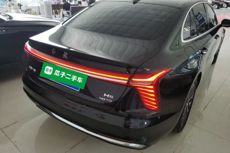 Used Hongqi H5 2024 2.0T Automatic Smart Connect Flagship Edition Rear Right 45 Deg