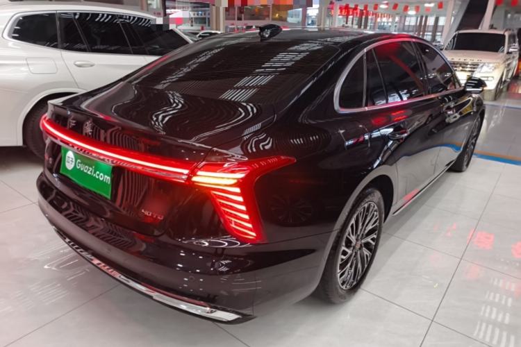 Used Hongqi H5 2024 2.0T Automatic Smart Connect Flagship Edition Rear Right 45 Deg