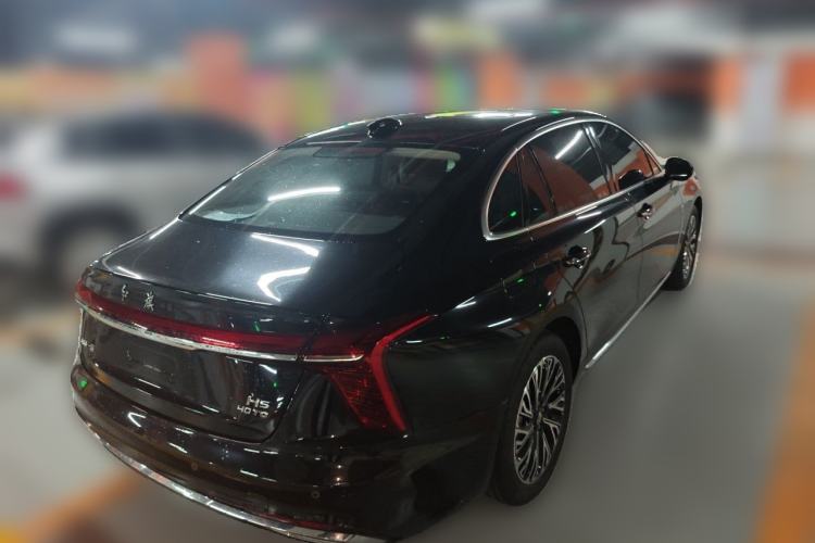 Used Hongqi H5 2024 2.0T Automatic Smart Connect Flagship Edition Rear Right 45 Deg