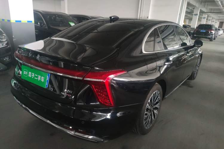 Used Hongqi H5 2024 2.0T Automatic Smart Connect Flagship Edition Rear Right 45 Deg