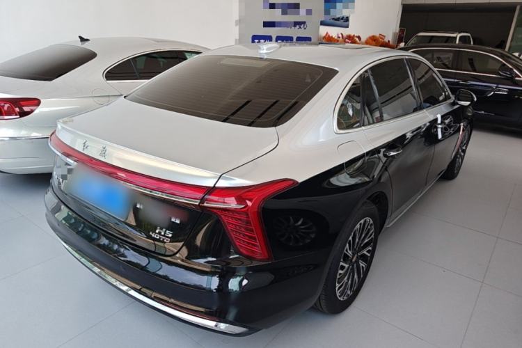 Used Hongqi H5 2024 2.0T Automatic Smart Connect Flagship Edition Rear Right 45 Deg