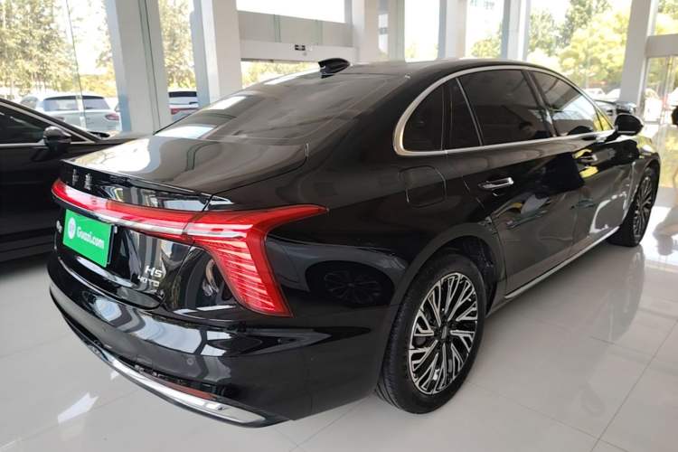 Used Hongqi H5 2024 2.0T Automatic Smart Connect Flagship Edition Rear Right 45 Deg