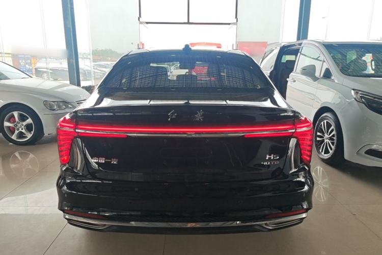 Used Hongqi H5 2024 2.0T Automatic Smart Connect Flagship Edition Rear