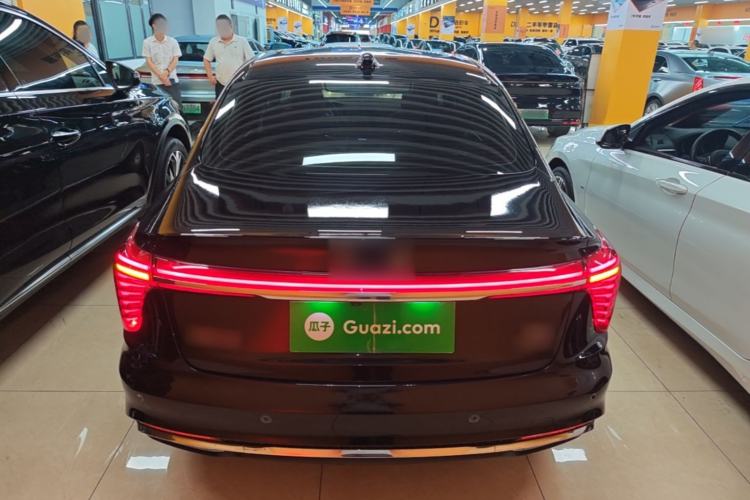 Used Hongqi H5 2024 2.0T Automatic Smart Connect Flagship Edition Rear