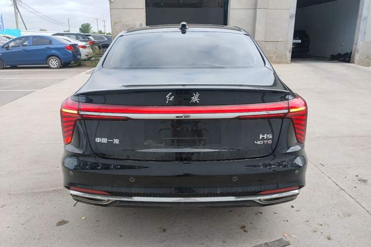Used Hongqi H5 2024 2.0T Automatic Smart Connect Flagship Edition Rear