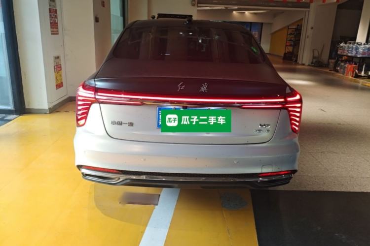 Used Hongqi H5 2024 2.0T Automatic Smart Connect Flagship Edition Rear
