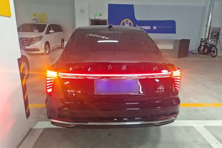Used Hongqi H5 2024 2.0T Automatic Smart Connect Flagship Edition Rear