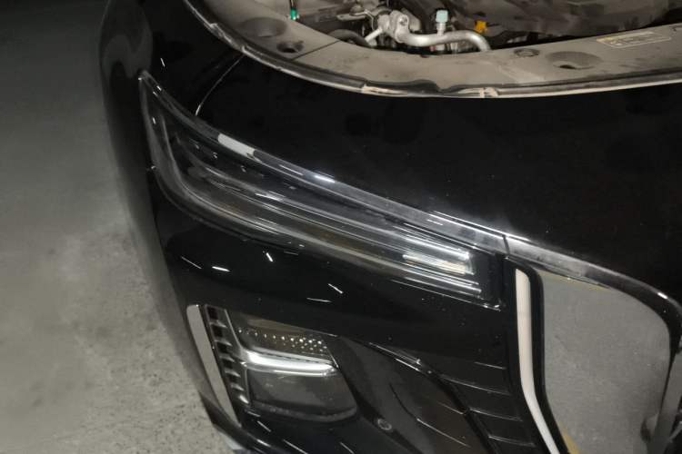 Used Hongqi H5 2024 1.5T DCT Smart Connect Flagship Edition Right Front Headlight