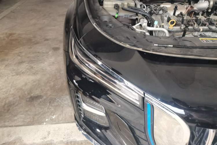 Used Hongqi H5 2024 1.5T DCT Smart Connect Flagship Edition Right Front Headlight