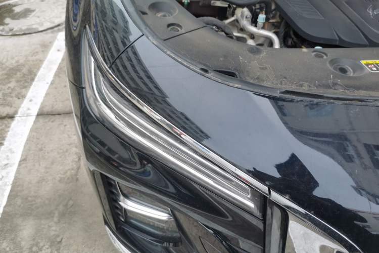 Used Hongqi H5 2024 1.5T HEV Smart Connect Flagship Edition Right Front Headlight