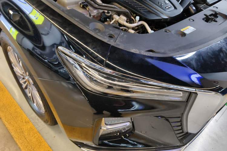 Used Hongqi H5 2024 1.5T DCT Smart Connect Flagship Edition Right Front Headlight