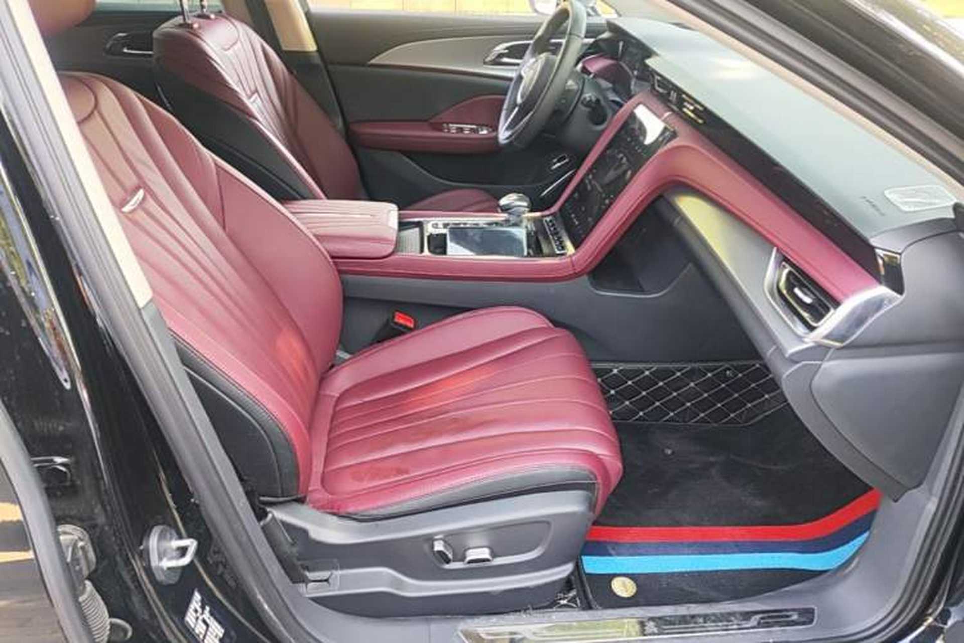 Used Hongqi H5 2024 2.0T Automatic Smart Connect Flagship Edition Right Front Seat