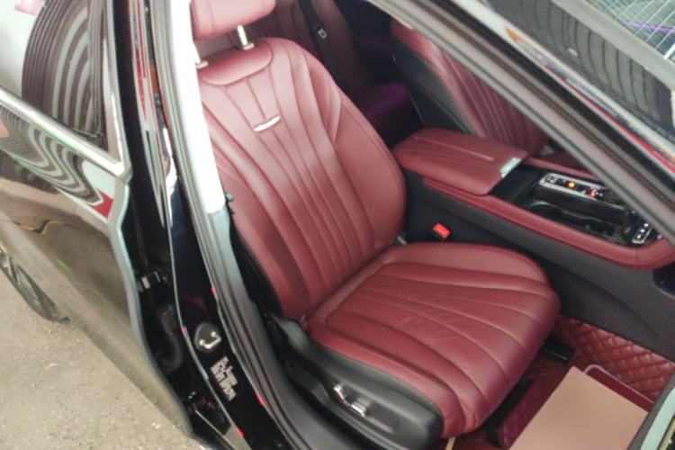 Used Hongqi H5 2024 2.0T Automatic Smart Connect Flagship Edition Right Front Seat