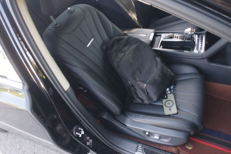 Used Hongqi H5 2024 1.5T DCT Smart Connect Flagship Edition Right Front Seat