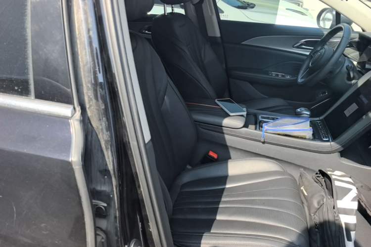 Used Hongqi H5 2024 1.5T DCT Smart Connect Flagship Edition Right Front Seat