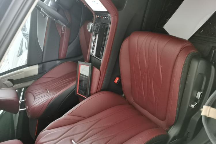 Used Hongqi H5 2024 2.0T Automatic Smart Connect Flagship Edition Right Front Seat