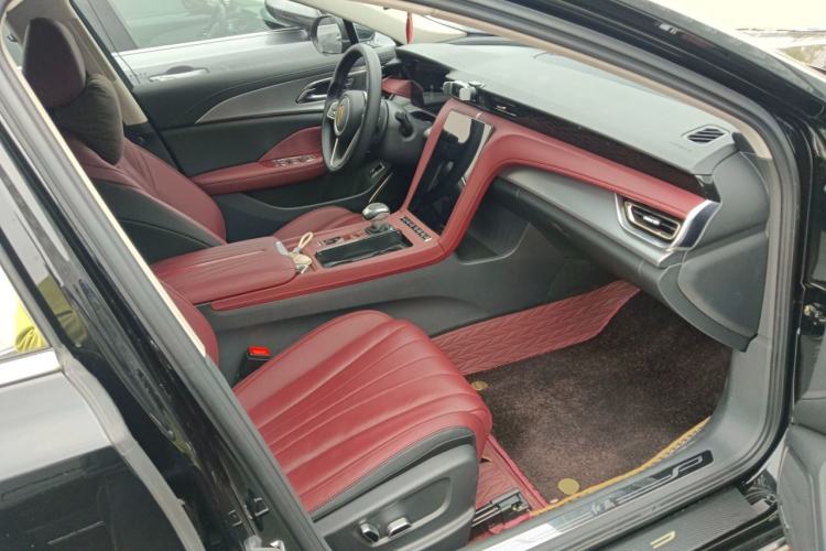 Used Hongqi H5 2024 2.0T Automatic Smart Connect Flagship Edition Right Front Seat