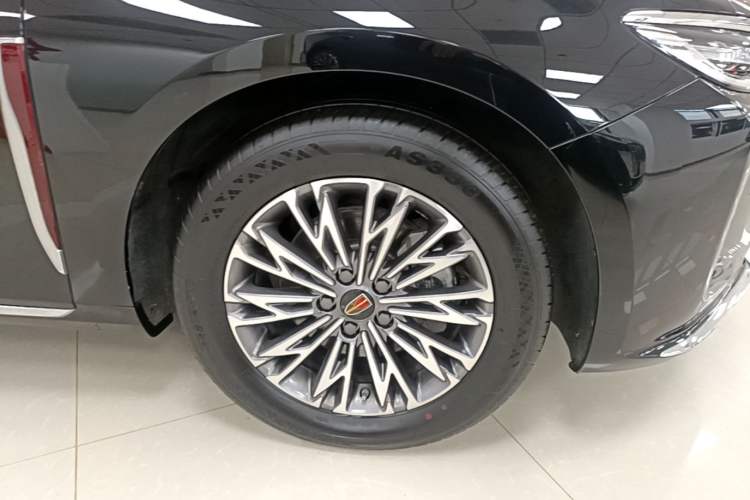 Used Hongqi H5 2024 1.5T DCT Smart Connect Flagship Edition Right Front Wheel Hub