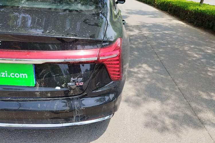 Used Hongqi H5 2024 1.5T DCT Smart Connect Flagship Edition Right Rear Taillight
