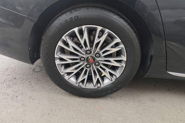 Used Hongqi H5 2024 1.5T DCT Smart Connect Flagship Edition Right Rear Wheel Hub