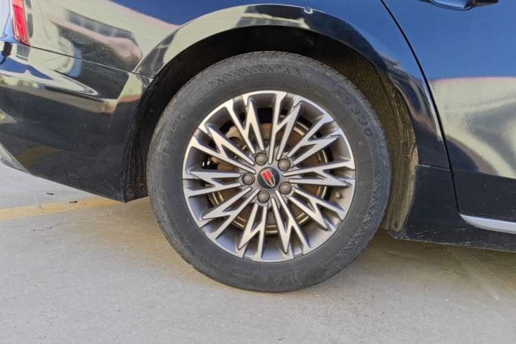 Used Hongqi H5 2024 1.5T DCT Smart Connect Flagship Edition Right Rear Wheel Hub
