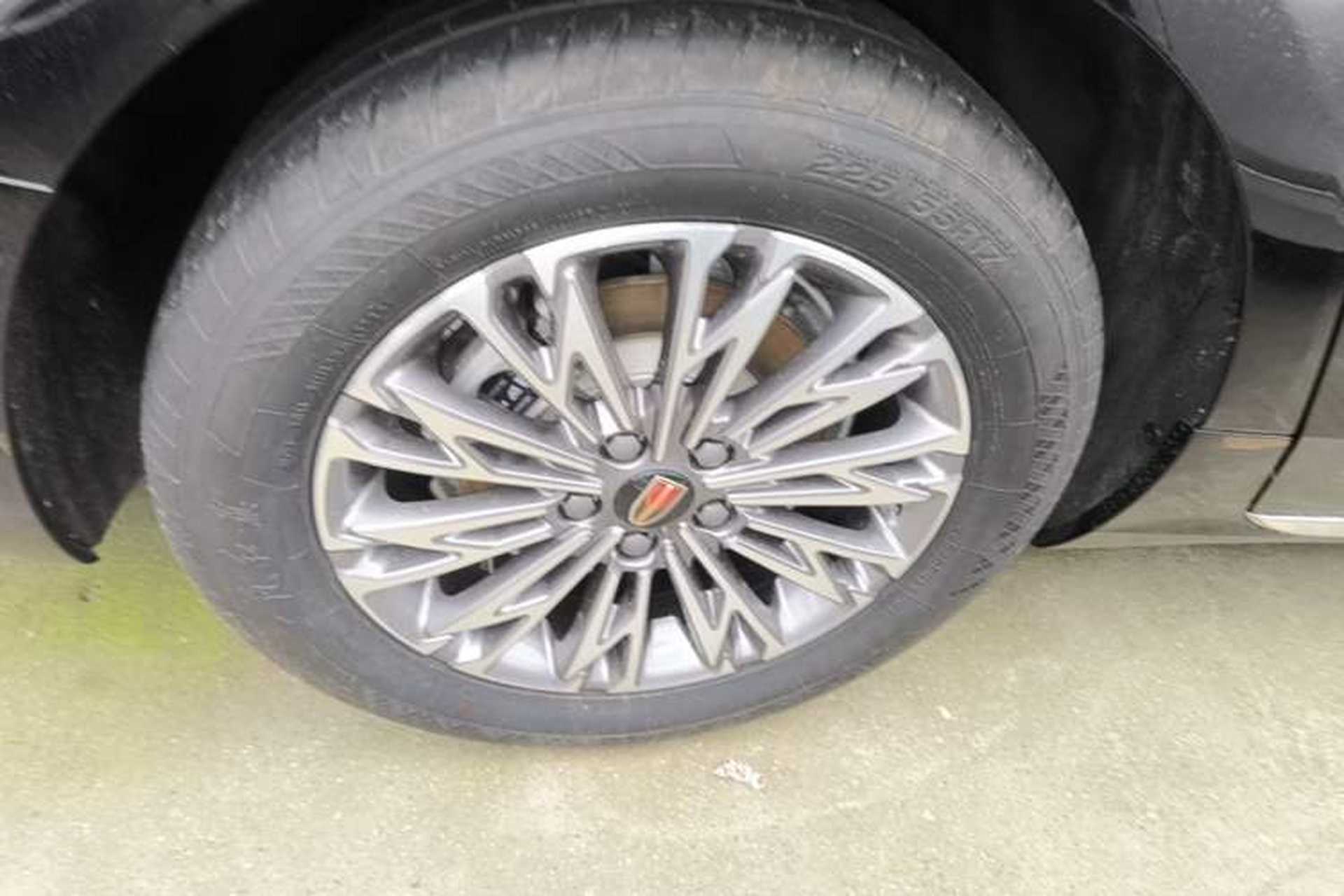 Used Hongqi H5 2024 1.5T DCT Smart Connect Flagship Edition Right Rear Wheel Hub