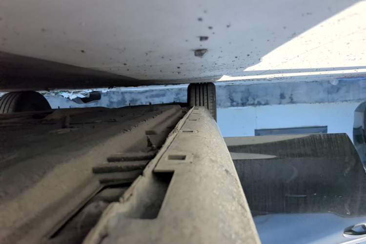 Used Hongqi H5 2024 1.5T DCT Smart Connect Flagship Edition Right Side Sill