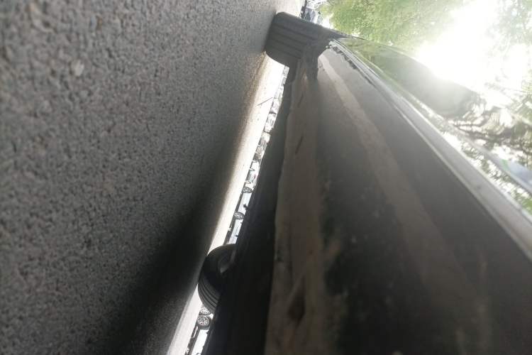 Used Hongqi H5 2024 1.5T DCT Smart Connect Flagship Edition Right Side Sill