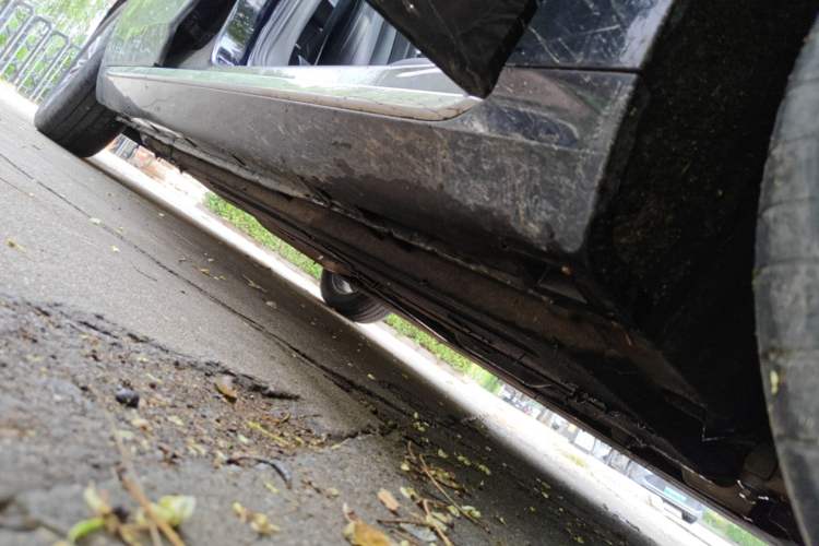 Used Hongqi H5 2024 1.5T DCT Smart Connect Flagship Edition Right Side Sill