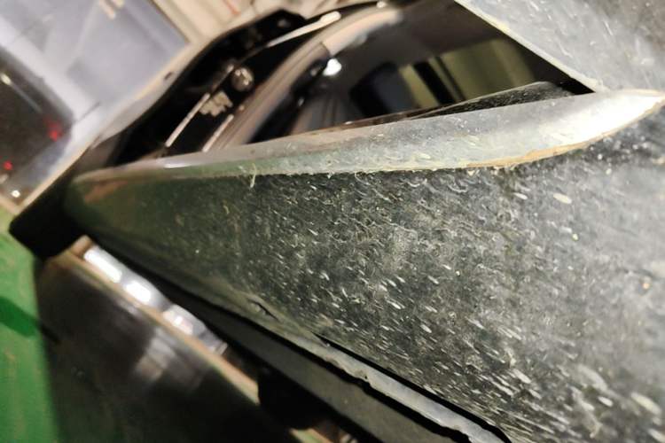 Used Hongqi H5 2024 2.0T Automatic Smart Connect Flagship Edition Right Side Sill