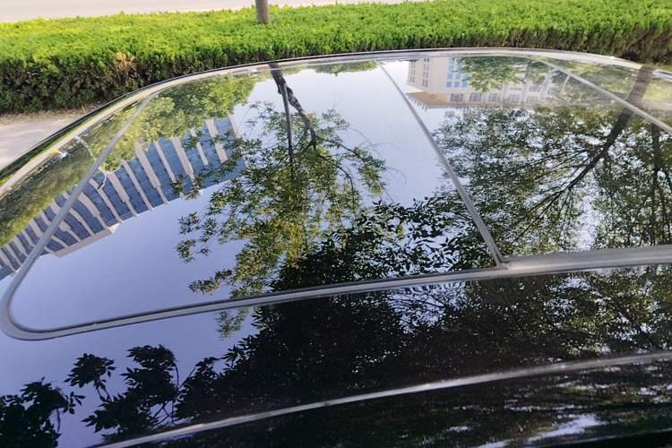 Used Hongqi H5 2024 1.5T DCT Smart Connect Flagship Edition Roof