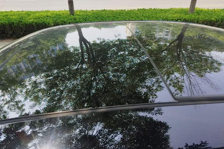 Used Hongqi H5 2024 1.5T DCT Smart Connect Flagship Edition Roof