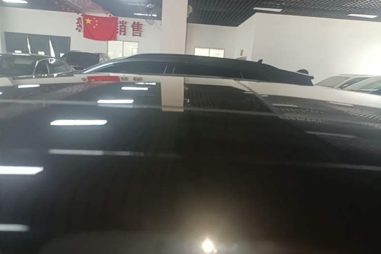 Used Hongqi H5 2024 2.0T Automatic Smart Connect Flagship Edition Roof