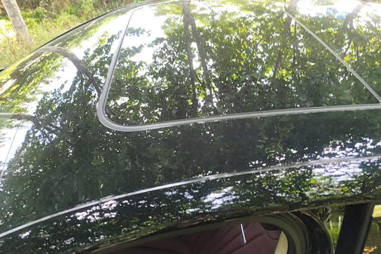 Used Hongqi H5 2024 1.5T DCT Smart Connect Flagship Edition Roof
