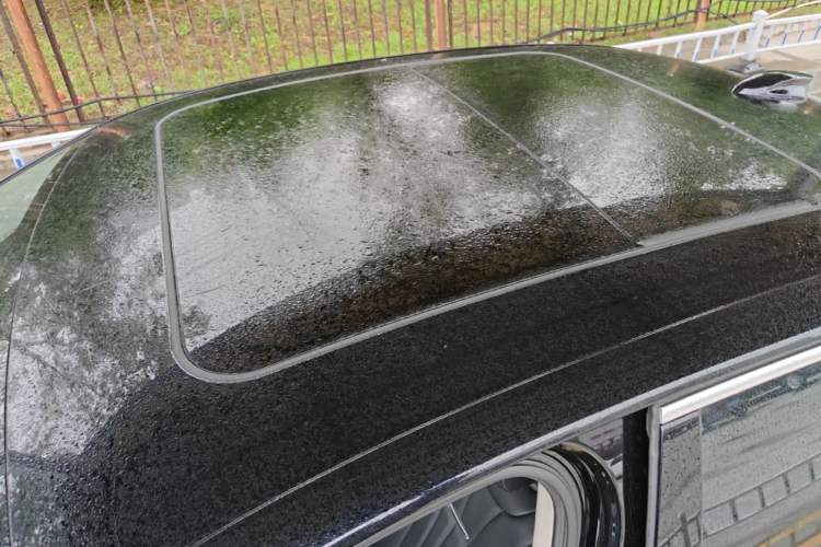 Used Hongqi H5 2024 1.5T DCT Smart Connect Flagship Edition Roof