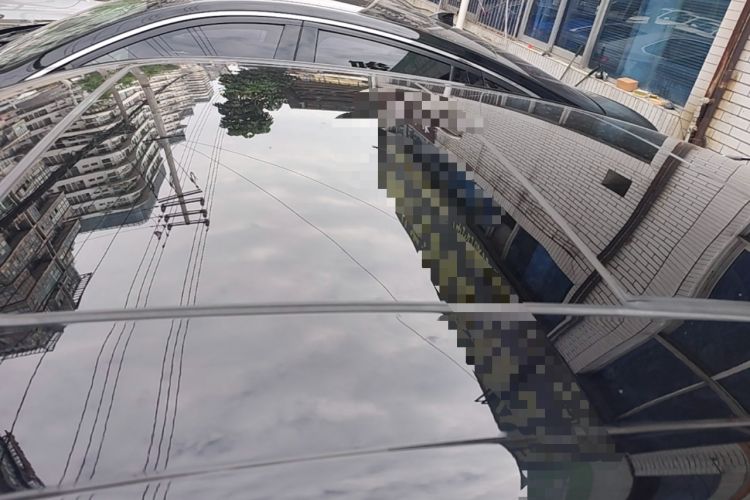 Used Hongqi H5 2024 1.5T DCT Smart Connect Flagship Edition Roof