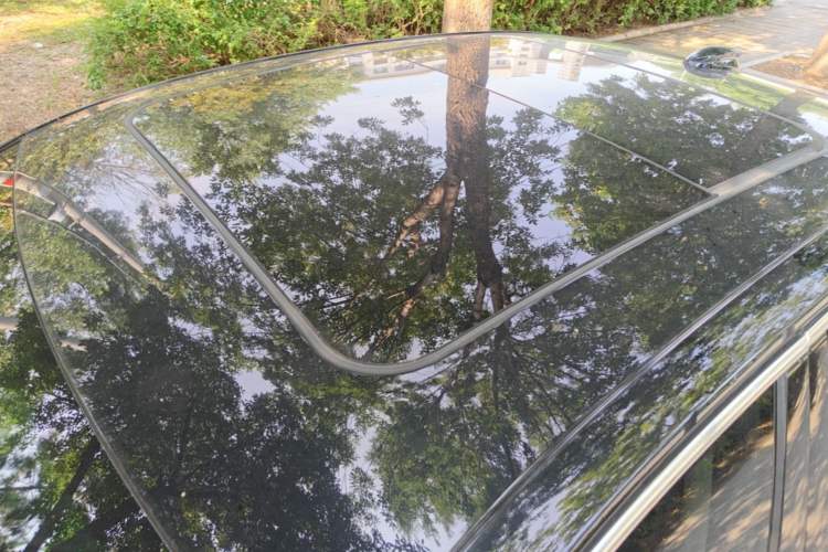 Used Hongqi H5 2024 1.5T DCT Smart Connect Flagship Edition Roof